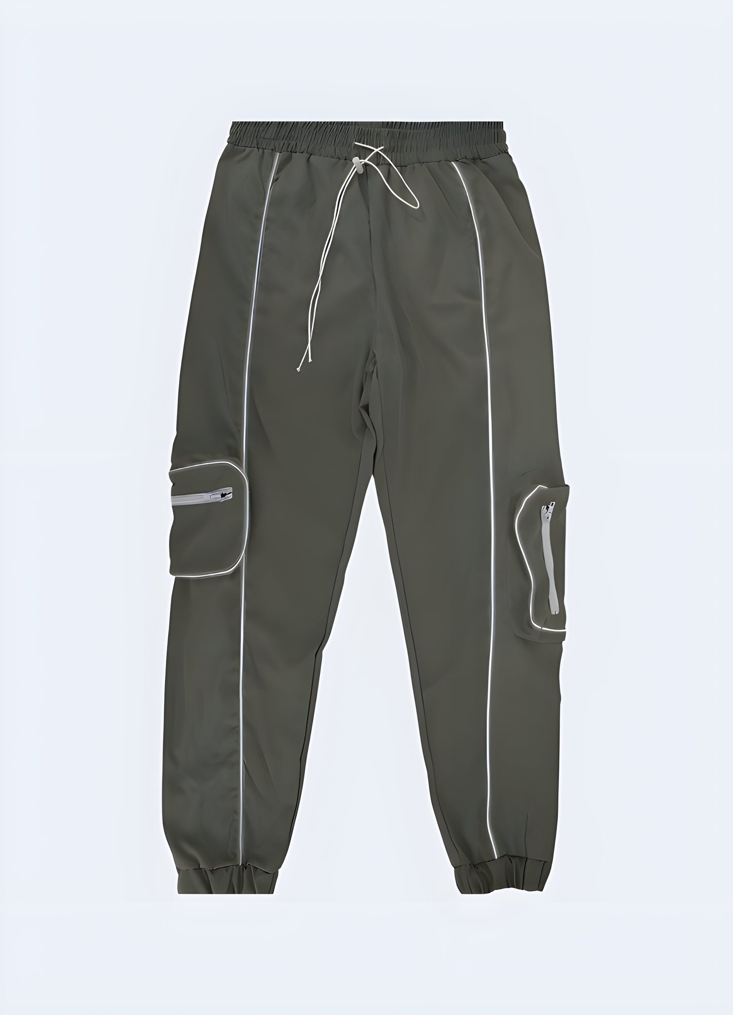 Reflective cargo pants – Front view | Techwear streetwear model wearing reflective detail cargo trousers for a futuristic urban look – Available in Canada.