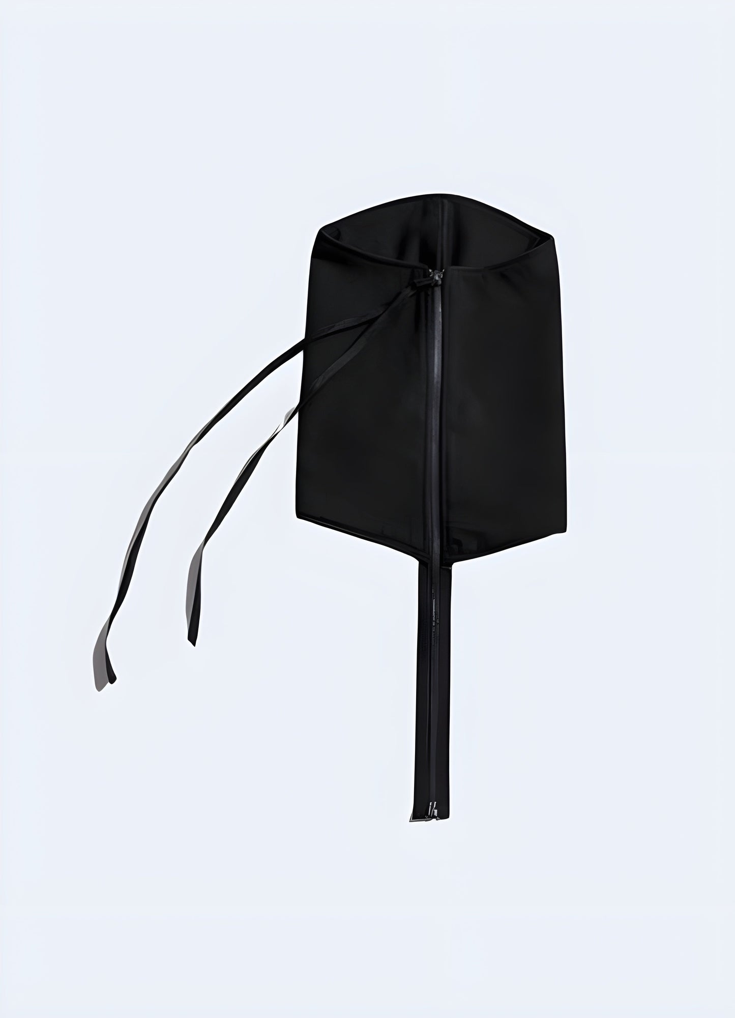 The scarf's dark, neutral color and understated style blend seamlessly with techwear and urban outfits, adding a touch of sophistication while remaining discreet Canada.