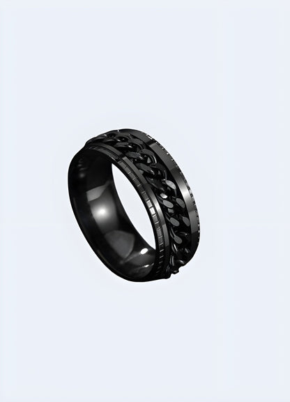 A black chain ring, displayed from the front and side, featuring a bold chain-link design Canada.