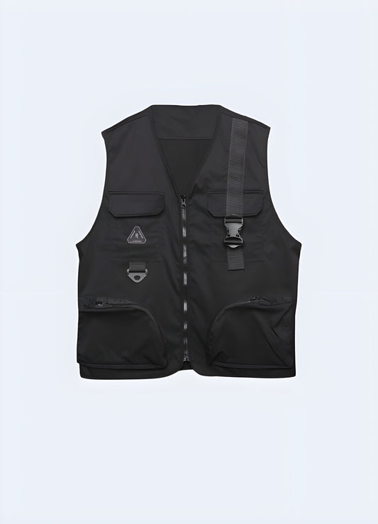 Trendy cargo vest for streetwear, featuring multiple pockets, available in Canada.