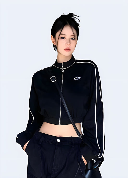  Trendy crop sweater in techwear fashion, a stylish addition to your wardrobe from Canada.