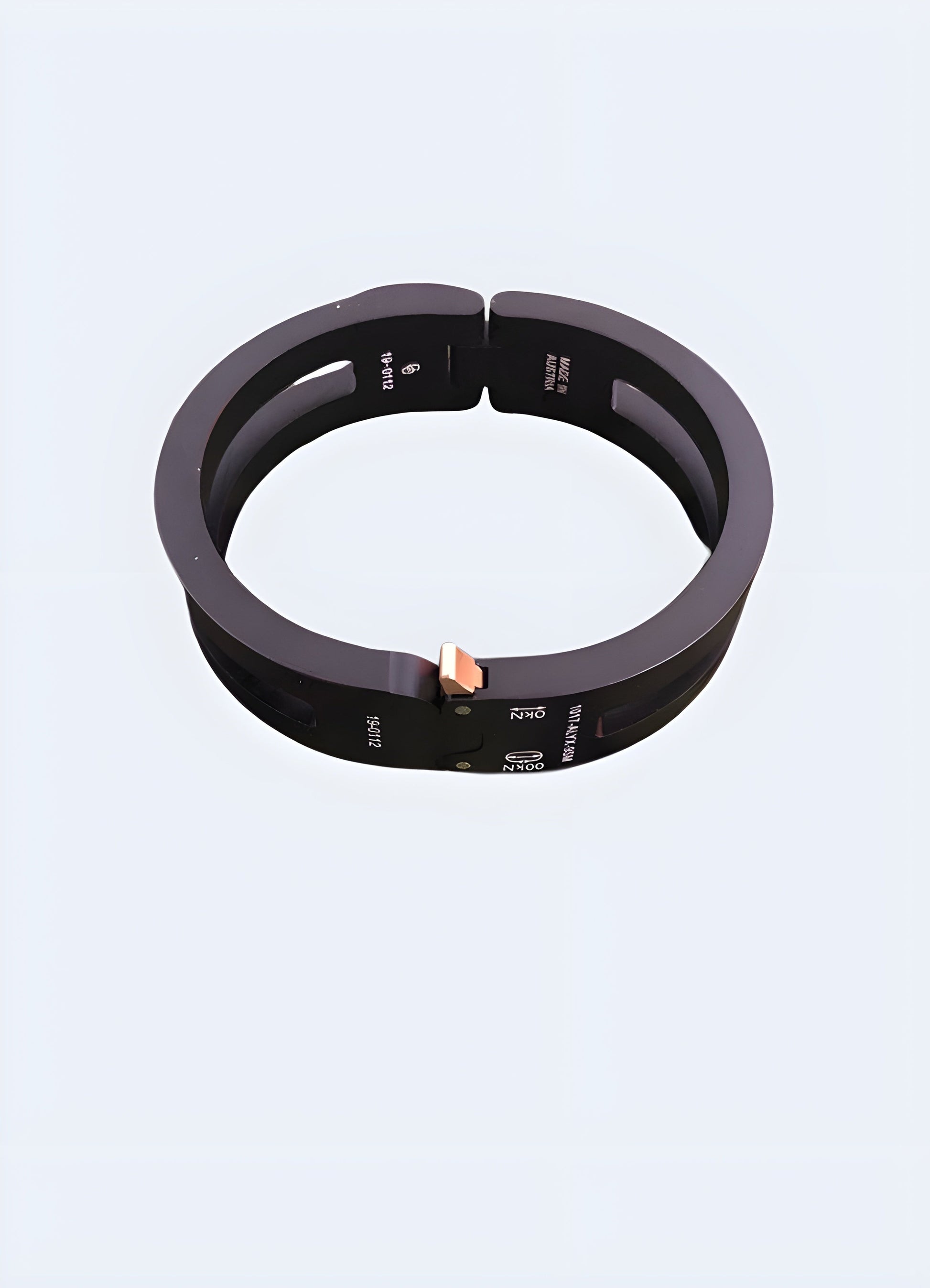 Cyberpunk bracelet in black, highlighting the sleek and futuristic design, available in the Canada.