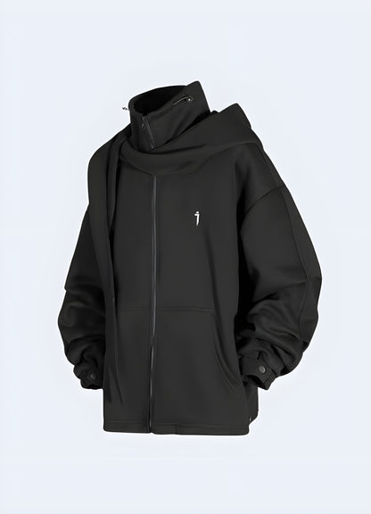 Functional black hoodie front view – Canada. Sleek techwear design with zip pockets and high-neck hood, ideal for urban streetwear and cold-weather layering.
