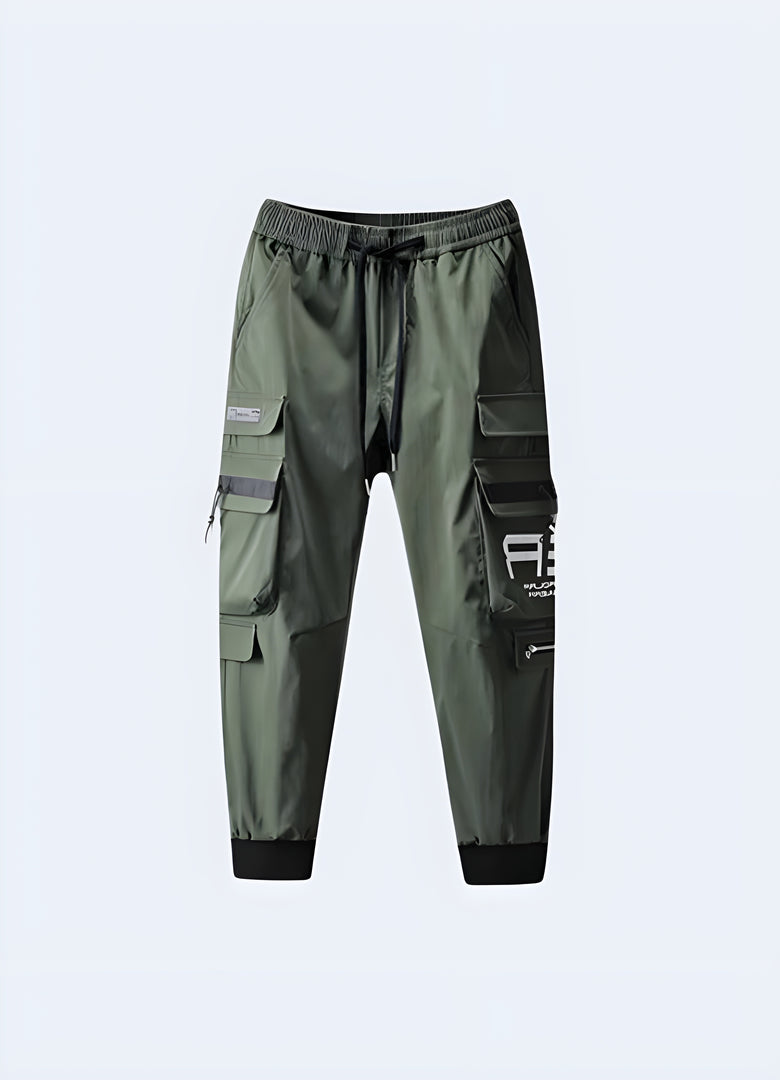 Front view of trendy khaki cargo pants showcasing their streetwear-inspired design and practical features, perfect for fashion-forward individuals in Canada.