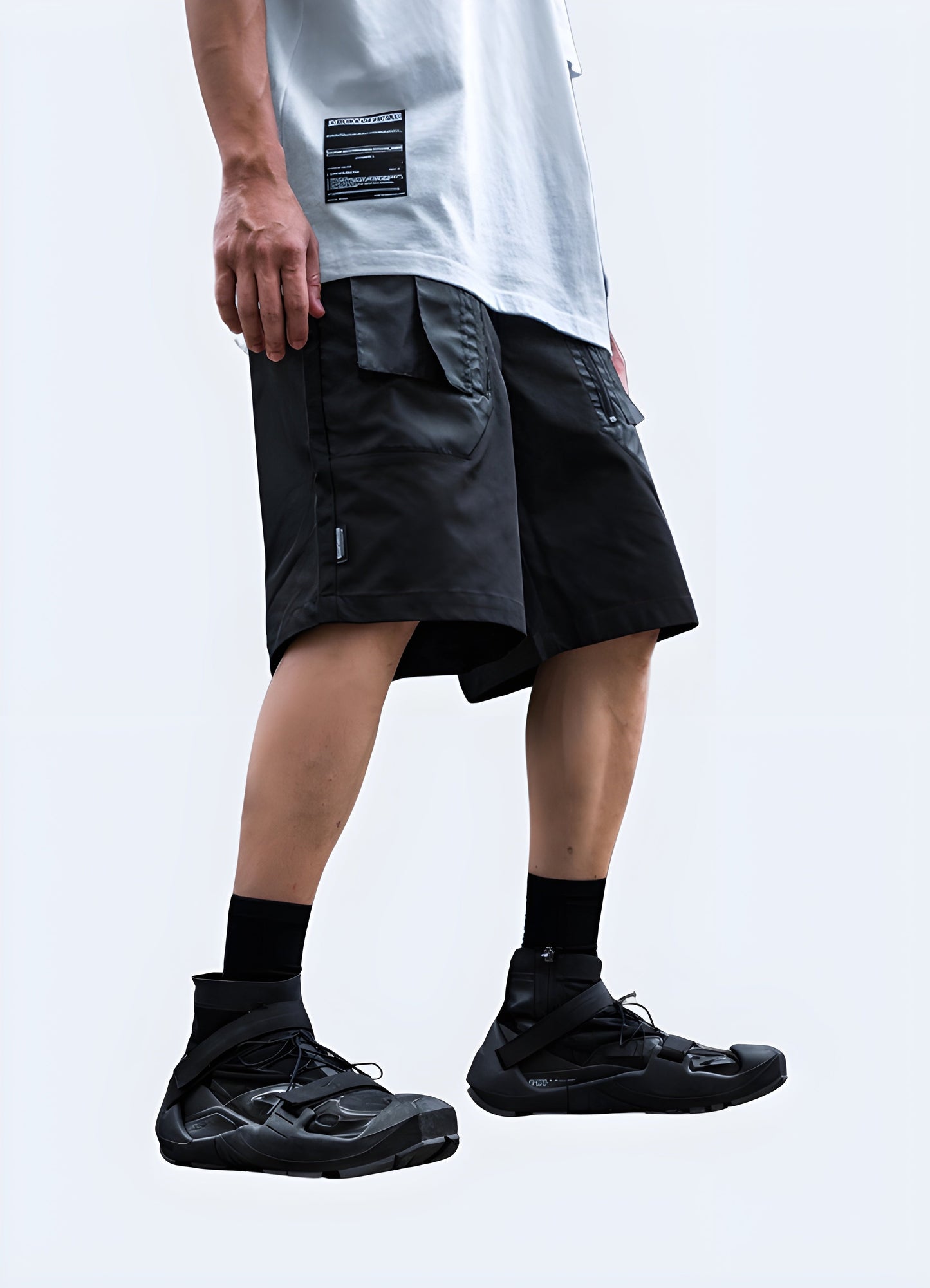 Side view of a man wearing functional shorts, featuring practical pockets and a stylish cut, suitable for everyday wear in the Canada.