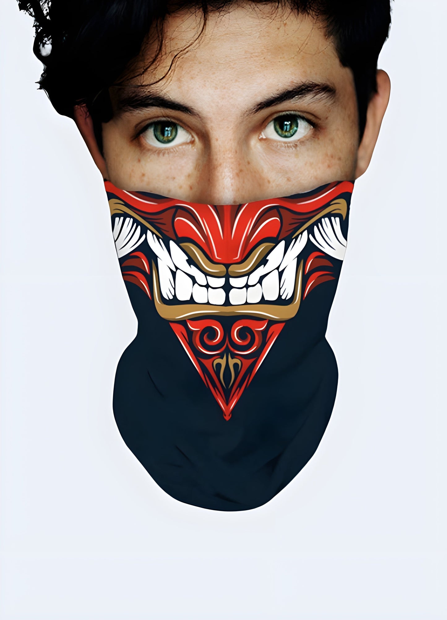 With a stylish face mask as the canvas, we've painted a beautiful, handcrafted red design Canada.