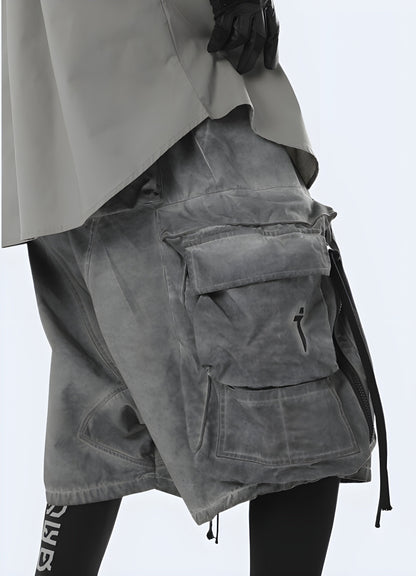 Back side view of a man wearing industrial cargo shorts, highlighting the reinforced pockets and sturdy design, ideal for demanding jobs in the Canada.