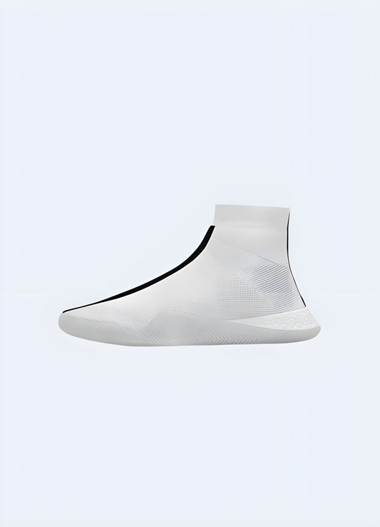 Innovative no-lace white tech sneakers, featuring a sleek and minimalist design for effortless style and convenience, perfect for Canada urban fashion enthusiasts.