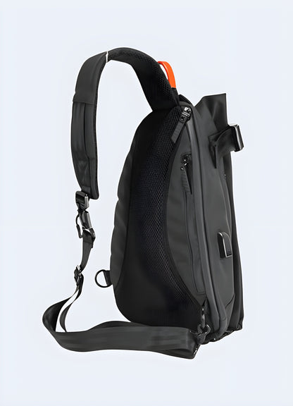 Side view of the pu tactical slingbag black bag, highlighting its sleek, modern design with a streamlined profile and adjustable strap Canada.