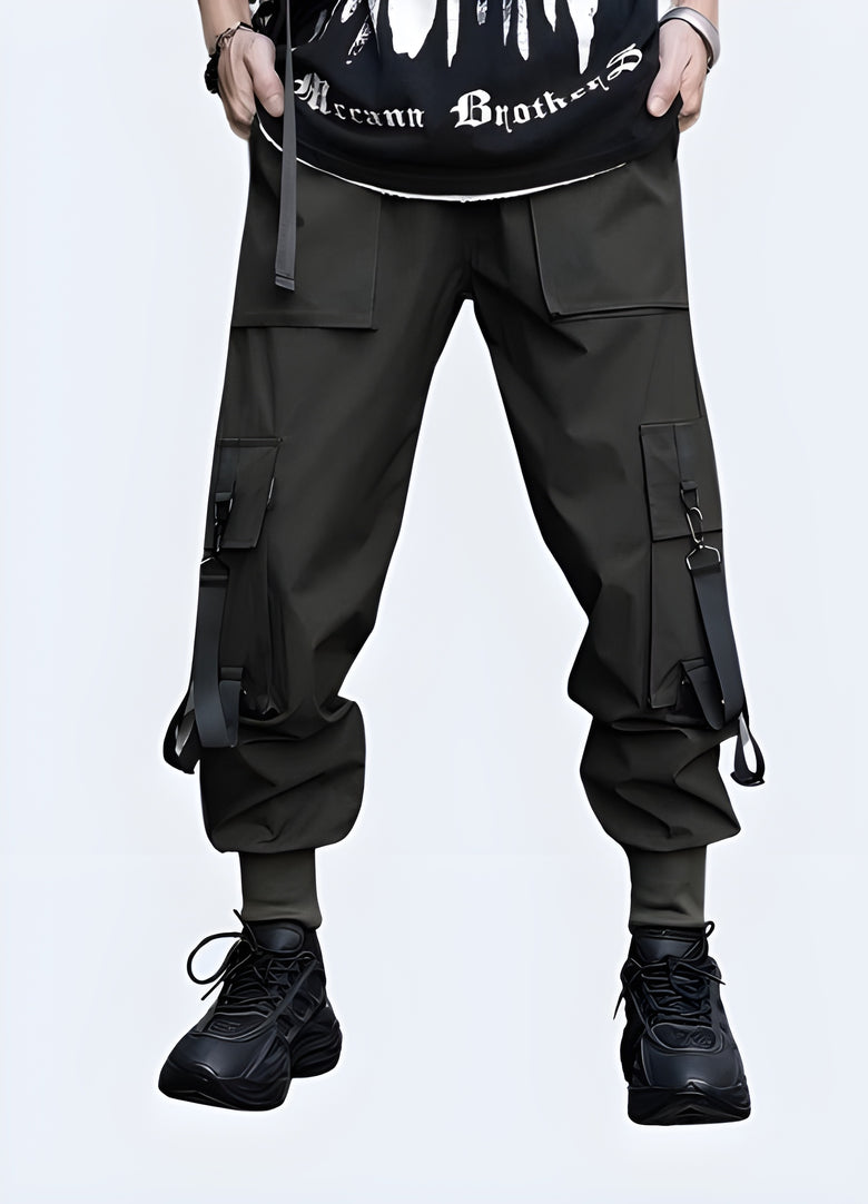 Trendy streetwear cargo pants with multiple pockets and a relaxed fit, perfect for creating stylish urban outfits in Canada.
