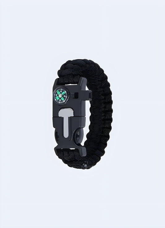 Tactical paracord bracelet 5-in-1 from the Canada, featuring a multi-functional design with integrated survival tools.